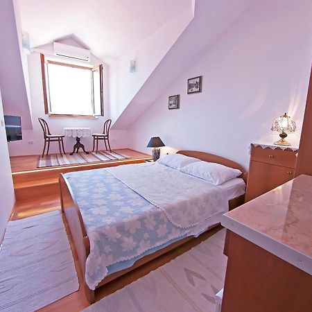 Villa Ana 2 ザトン エクステリア 写真