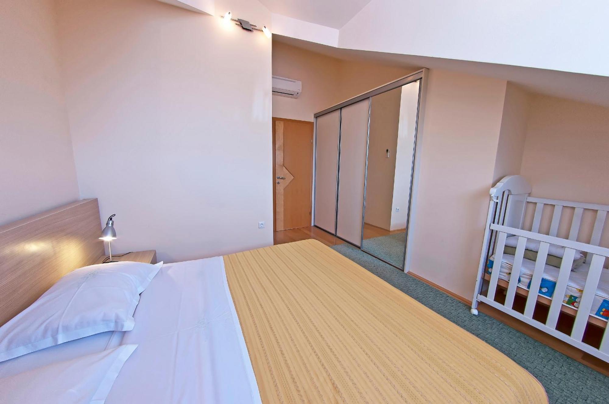 Villa Ana 2 ザトン エクステリア 写真